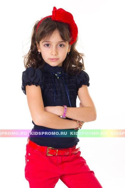 Арина Аджамян