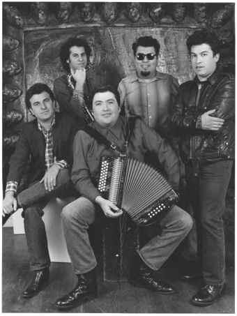 Los Lobos