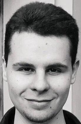 Владимир Такинов