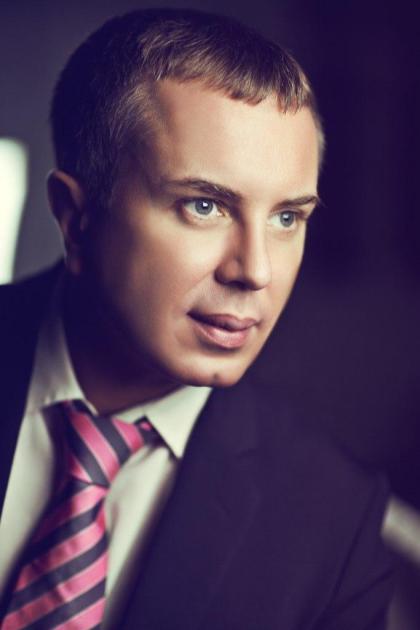 Сергей Угаров