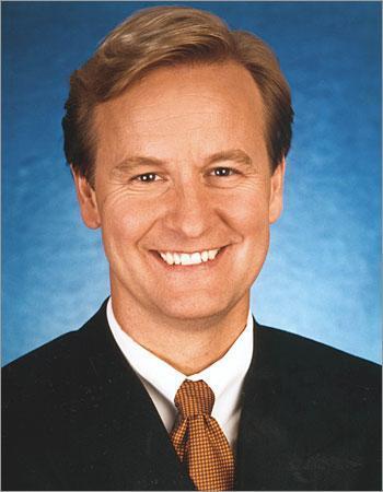 Steve Doocy (I)
