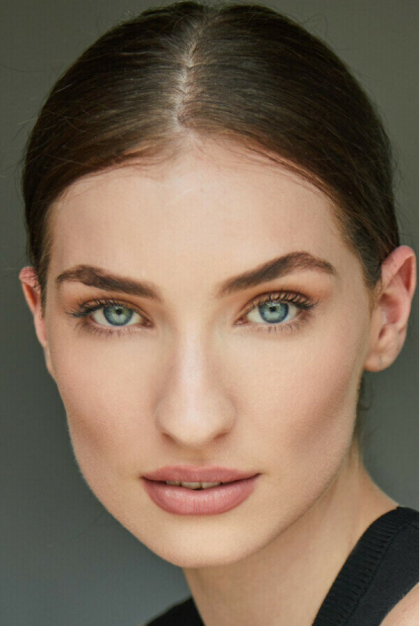 Инес Инглиш