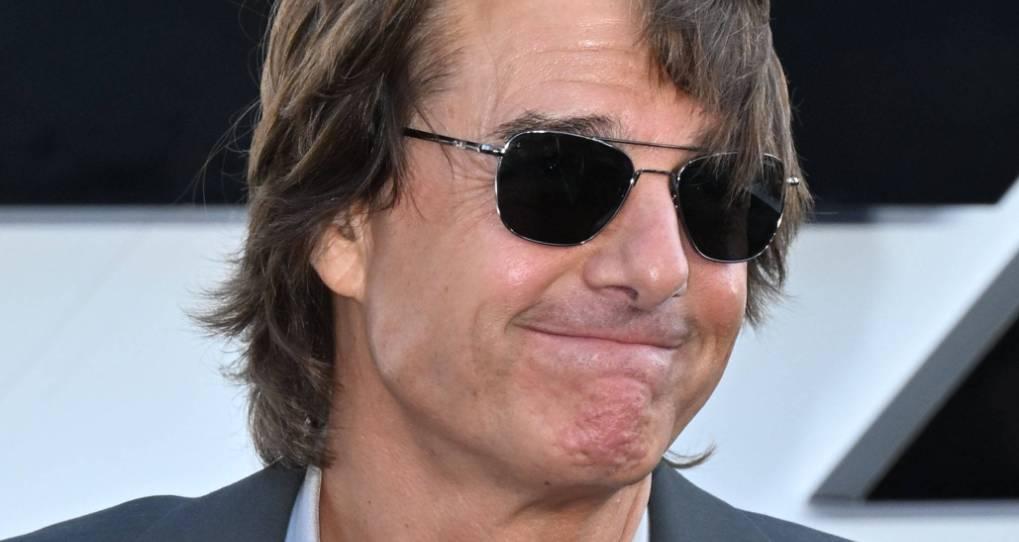 Рок дня. Том Круз посетил концерт Oasis, несмотря на то, что братья Галлахер называли его «ублюдком» и «мелким засранцем»