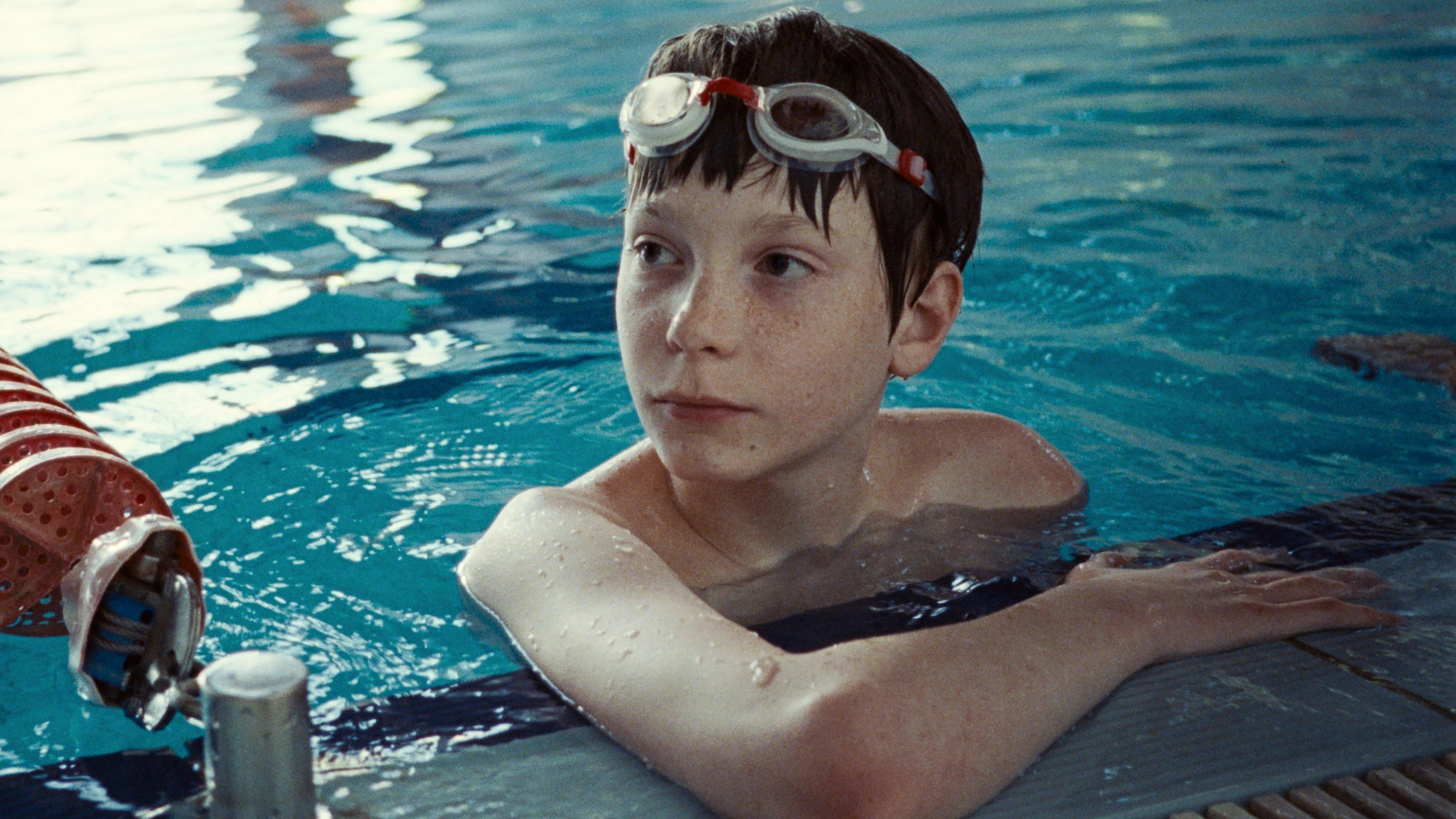 «Чучело» по-американски: Джоэл Эдгертон, буллинг и водное поло в «Чуме»