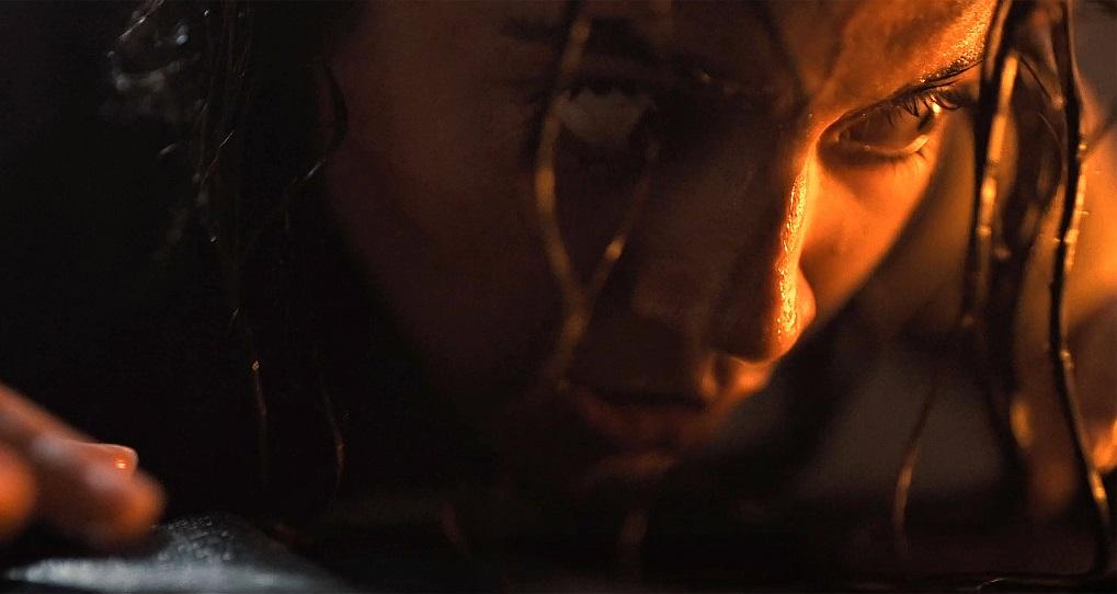 Игра дня. Изабела Мерсед сразится с зомби в «Доме мертвецов», новой экранизации хитового шутера 1990-х