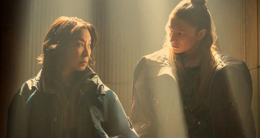Кадры дня. Первый взгляд на мини-сериал «Бегущий по лезвию 2099» с Мишель Йео и Хантер Шафер