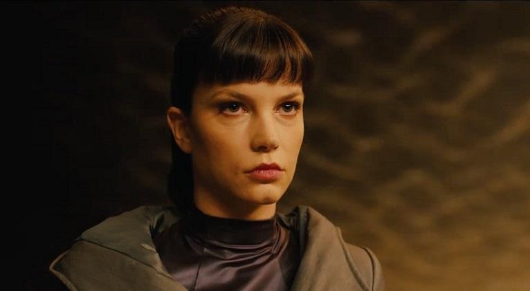 Звезда «Бегущего по лезвию 2049» сыграет в сиквеле «Девушки с татуировкой дракона»