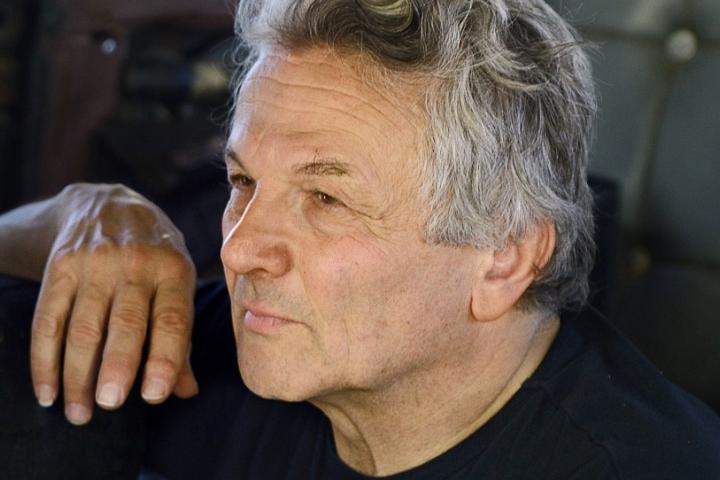 ИИ дня. Джордж Миллер высказался в поддержку использования и развития искусственного интеллекта в кинематографе