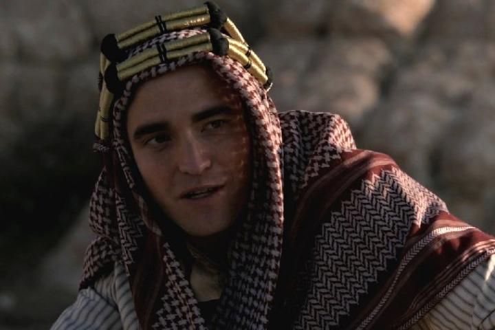 Жара дня. Роберт Паттинсон признался, что во время изматывающих съёмок «Дюны 3» в пустыне его мозг «не работал»