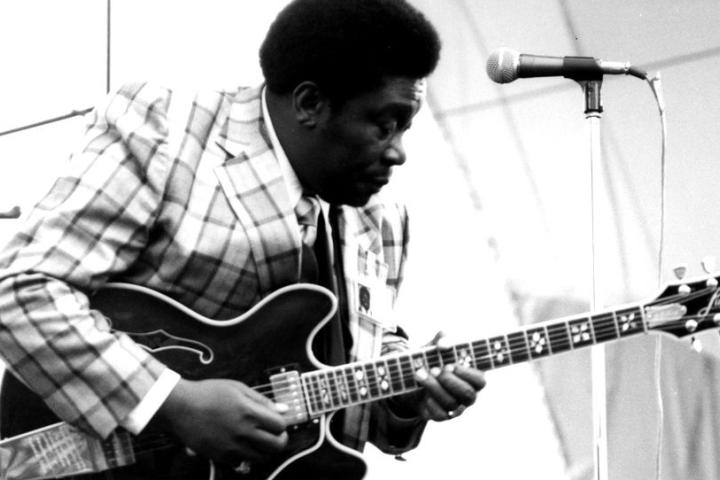 Байопик дня. Продюсер «300 спартанцев» разрабатывает биографический фильм о легенде блюза Би Би Кинге