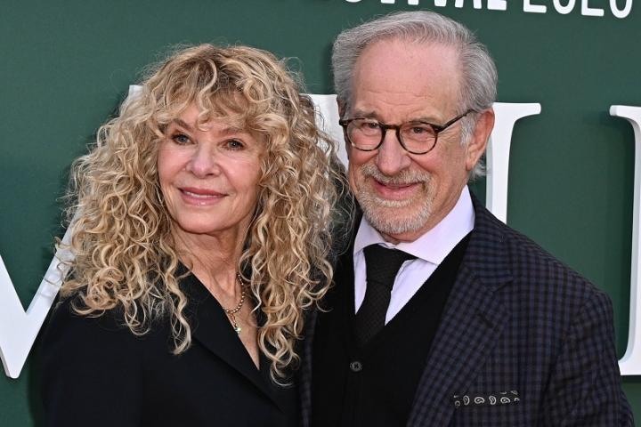 Помощь дня. Стивен Спилберг пожертвовал $25 тысяч семье умершего 11 февраля Джеймса Ван Дер Бика