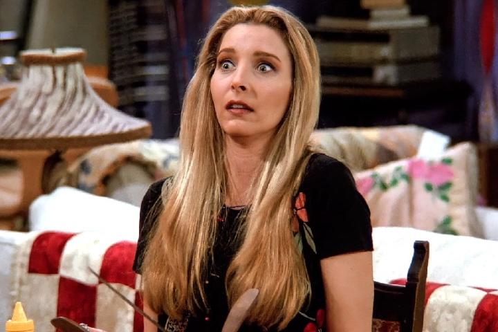 Место дня. Лиза Кудроу просит будущих новых владельцев Warner Bros. сохранить студийный павильон, в котором снимались «Друзья»