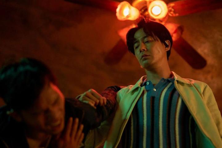 Владивосток, русская мафия и стеклянные гробы в «Агентуре»