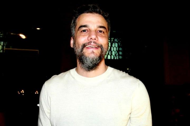 Кастинг дня. Вагнер Моура в вампирском триллере режиссёра «Мэнди», Деннис Куэйд в сериале о NASCAR и др.