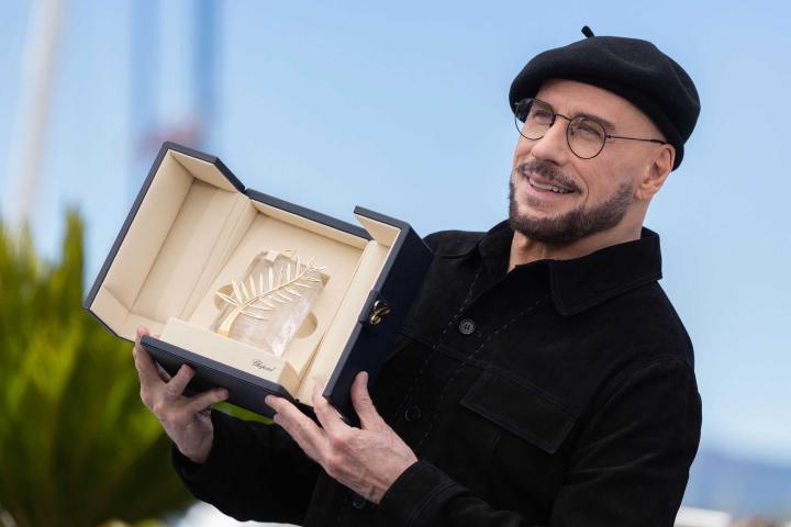 Канны-2026: Книжный клуб и ветеранские слёзы на Лазурном берегу